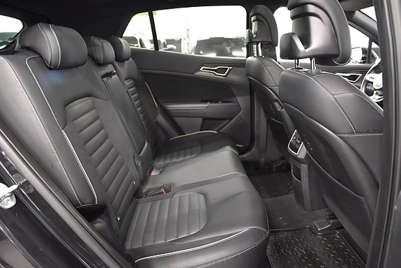 Kia Sportage 14 of 27