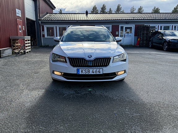 Skoda Superb 6 of 28