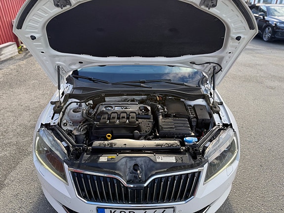 Skoda Superb 28 of 28