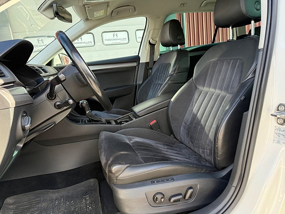 Skoda Superb 13 of 28