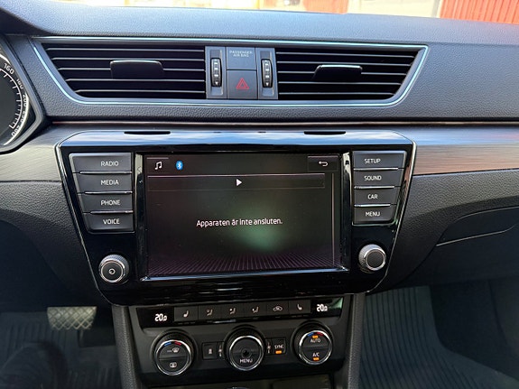Skoda Superb 25 of 28