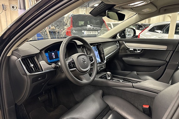 Volvo V90 Cross Country 5 of 29