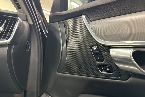 Volvo V90 Cross Country 23 of 29