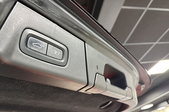 Volvo V90 Cross Country 10 of 29