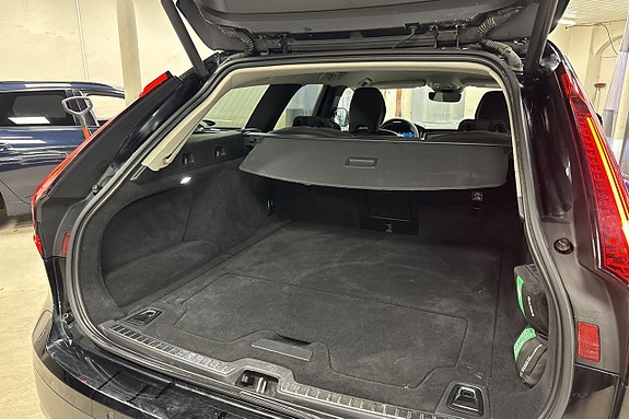 Volvo V90 Cross Country 9 of 29
