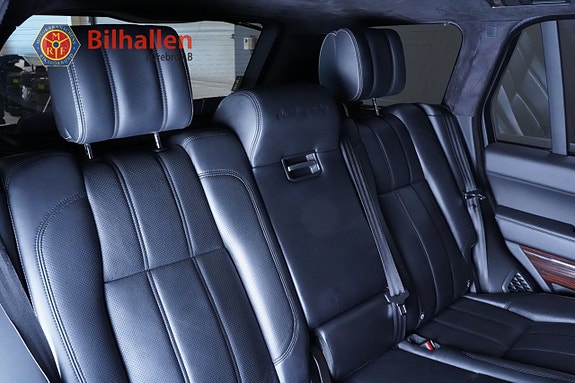 Land Rover Range Rover 29 of 30