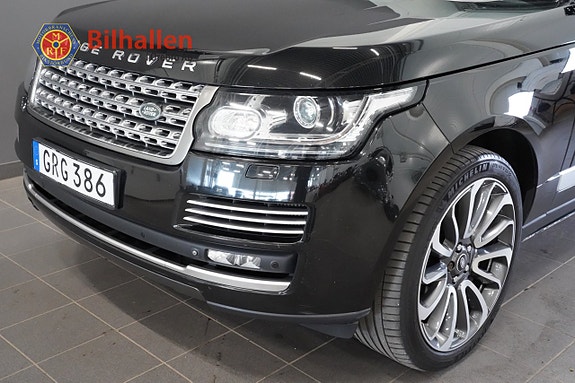 Land Rover Range Rover 2 of 30