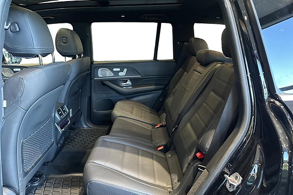 Mercedes-Benz GLS450 d 9 of 26