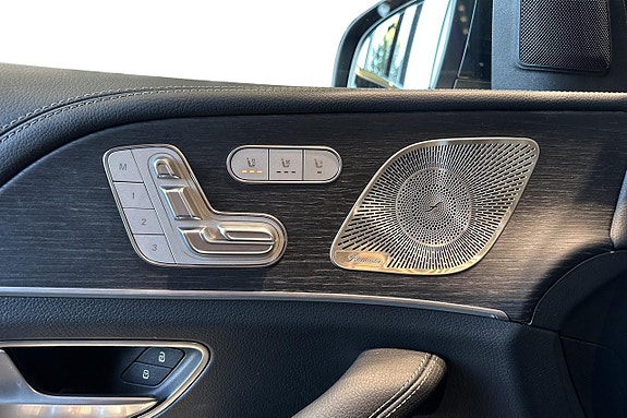 Mercedes-Benz GLS450 d 18 of 26