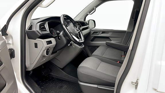 Volkswagen Transporter 11 of 12