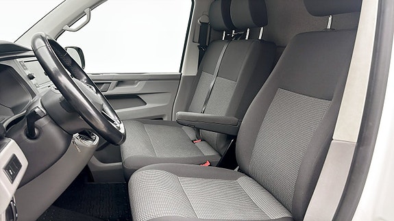Volkswagen Transporter 8 of 12