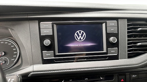 Volkswagen Transporter 9 of 12