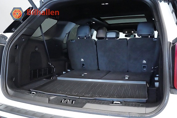 Ford Explorer 22 of 30
