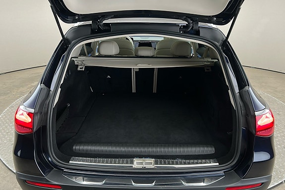 Mercedes-Benz E300 de 14 of 29