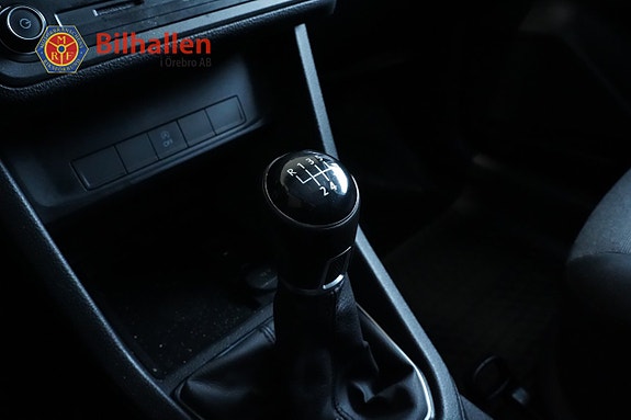 Volkswagen Caddy 20 of 21
