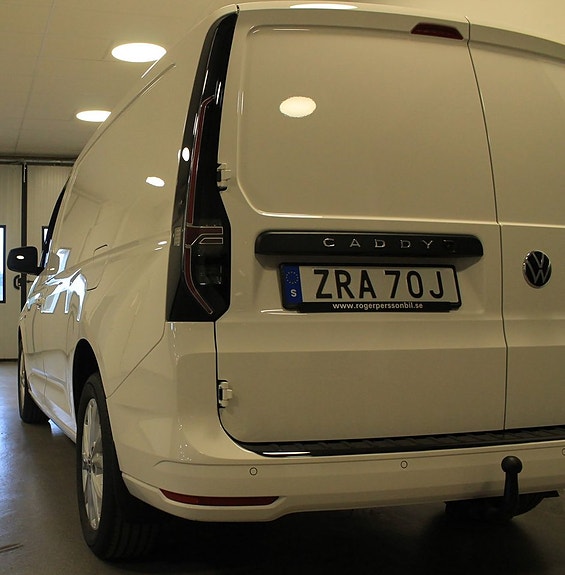 Volkswagen Caddy Maxi 4 of 9