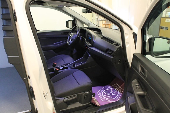 Volkswagen Caddy Maxi 7 of 9