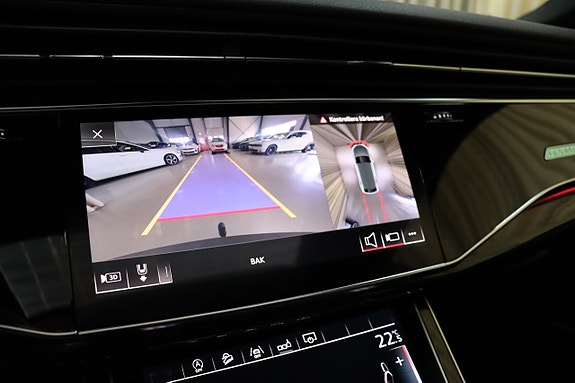 Audi Q8 22 of 30