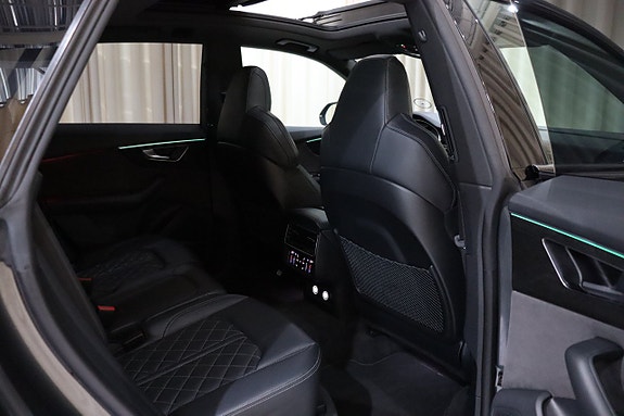 Audi Q8 12 of 30