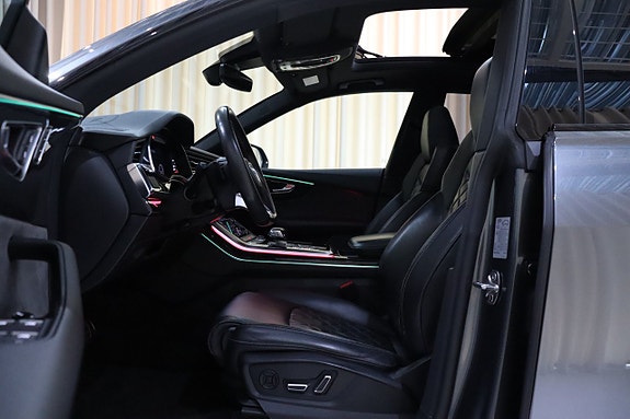 Audi Q8 15 of 30
