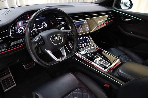 Audi Q8 18 of 30