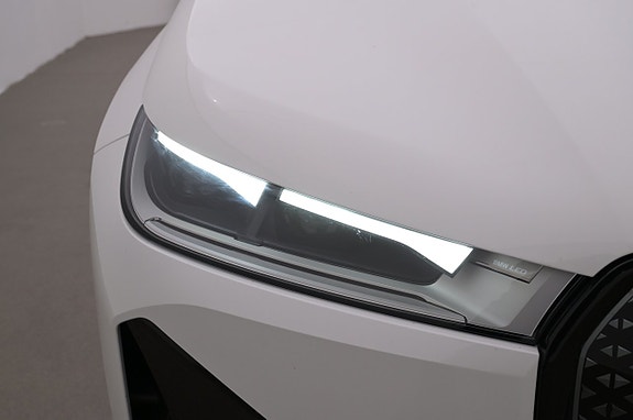BMW iX 26 of 27