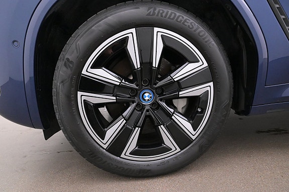 BMW iX3 27 of 27
