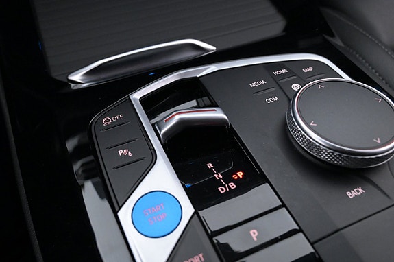 BMW iX3 24 of 27