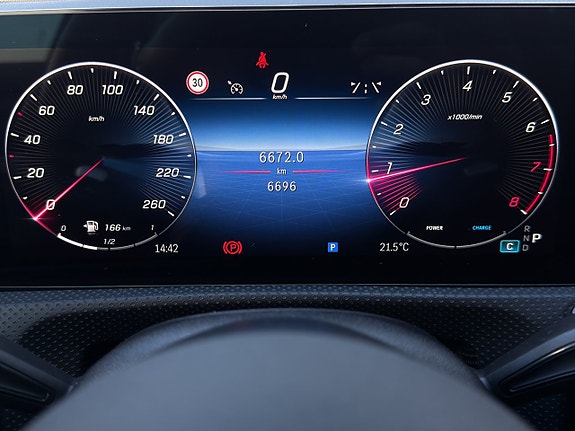 Mercedes-Benz CLA200 14 of 30