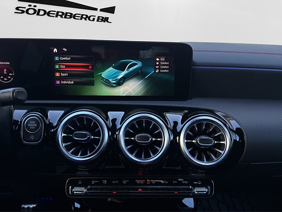 Mercedes-Benz CLA200 19 of 30