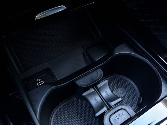 Mercedes-Benz CLA200 25 of 30