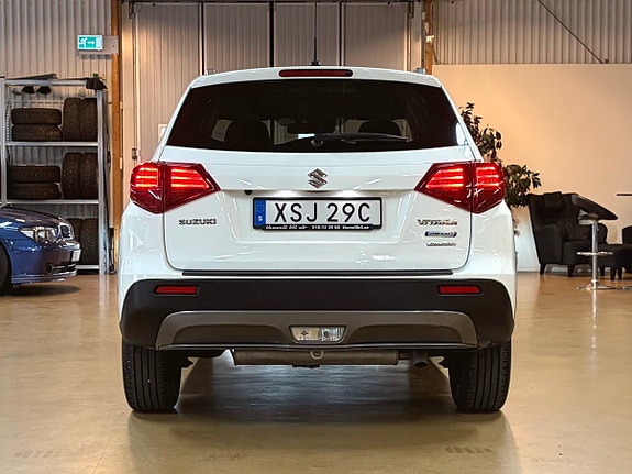 Suzuki Vitara 13 of 23