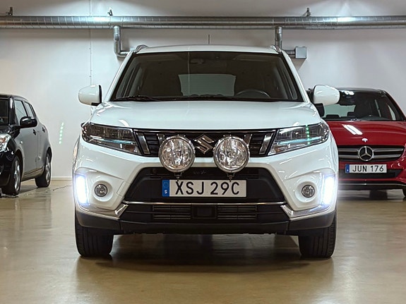 Suzuki Vitara 5 of 23