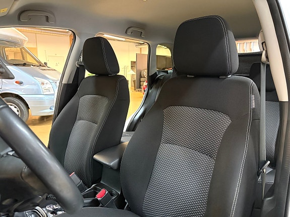 Suzuki Vitara 9 of 23