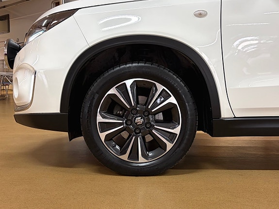 Suzuki Vitara 7 of 23