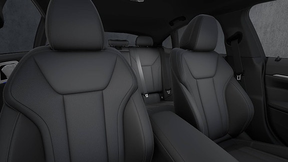 BMW i4 7 of 11