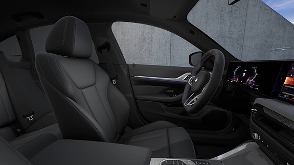 BMW i4 6 of 11