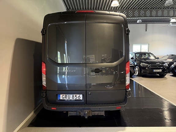 Ford Transit 8 of 30