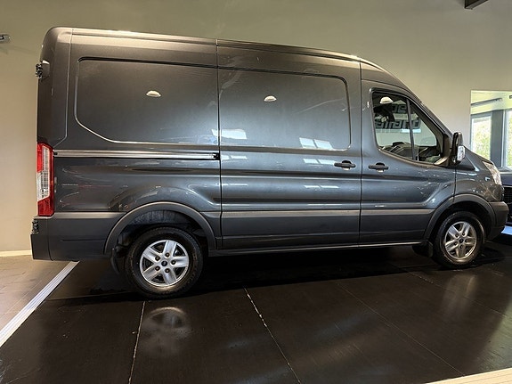 Ford Transit 7 of 30