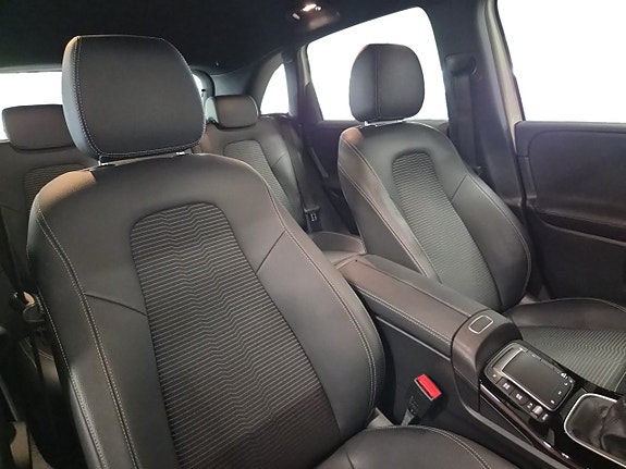 Mercedes-Benz B180 d 14 of 18