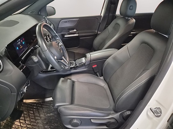 Mercedes-Benz B180 d 10 of 18