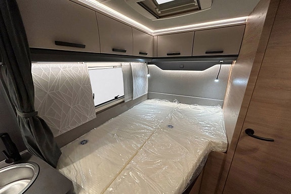 Knaus L!VE TI PLATINUM SELECTION 590 MF AUTOMAT Franskbädd ADAPTIV Farthållare 17 of 30
