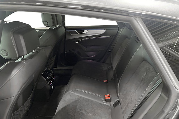 Audi A7 10 of 18