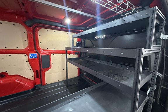 Ford Transit Custom 12 of 23
