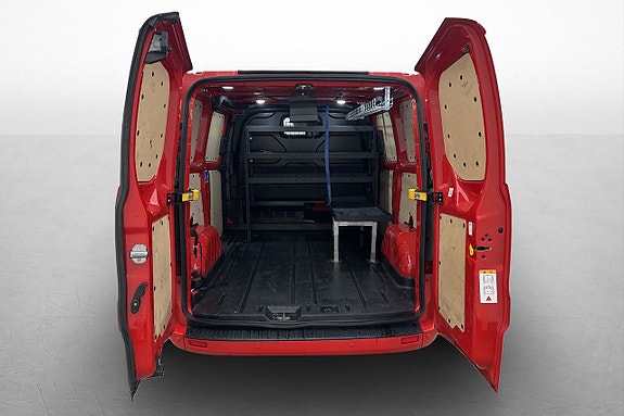 Ford Transit Custom 11 of 23