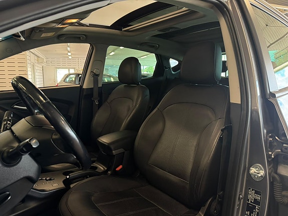 Hyundai ix35 5 of 17