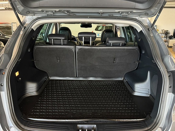 Hyundai ix35 8 of 17