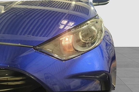 Toyota Yaris 10 of 22