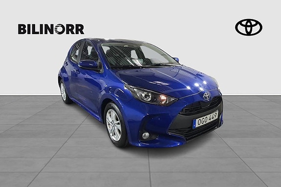 Toyota Yaris 8 of 22