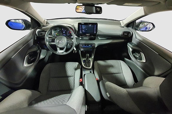 Toyota Yaris 13 of 22
